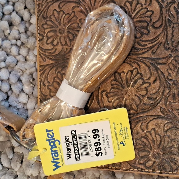 Wrangler Tan Fringed Floral Embossed Shoulder Bag - Picture 3 of 3